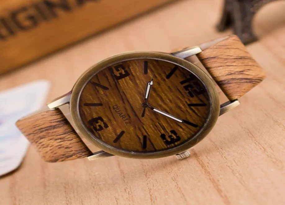 Les hommes regardent le quartz simulation en bois 6 couleurs pu bracelet en cuir montre en bois Grain Horloge de bracelet mâle avec support de batterie Drop Shi9377138