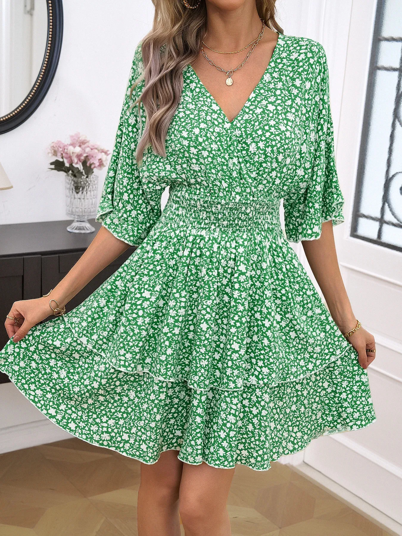 Chic Floral V-Neck High Waist dress with Short Sleeves and Pleated A-Line for Women - Perfect for Spring and Summer (240329)