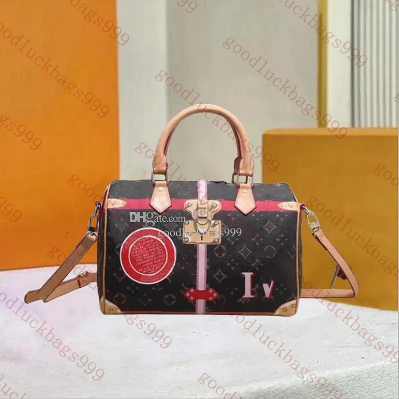 Designer Totes Bags Novo 2024 Bolsa de travesseiro de moda Bolsa de bolsa de couro Bola de bolsa de embreagem retrô feminino Bolsa de ombro em relevo Bolsa