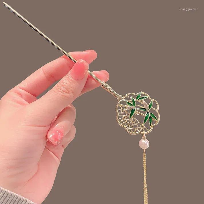 Hair Clips Shining Bamboo Leaf Tassel Hairpin Fashion Jewelry Chinese Style Stick Elegant Updo Accessory For Women