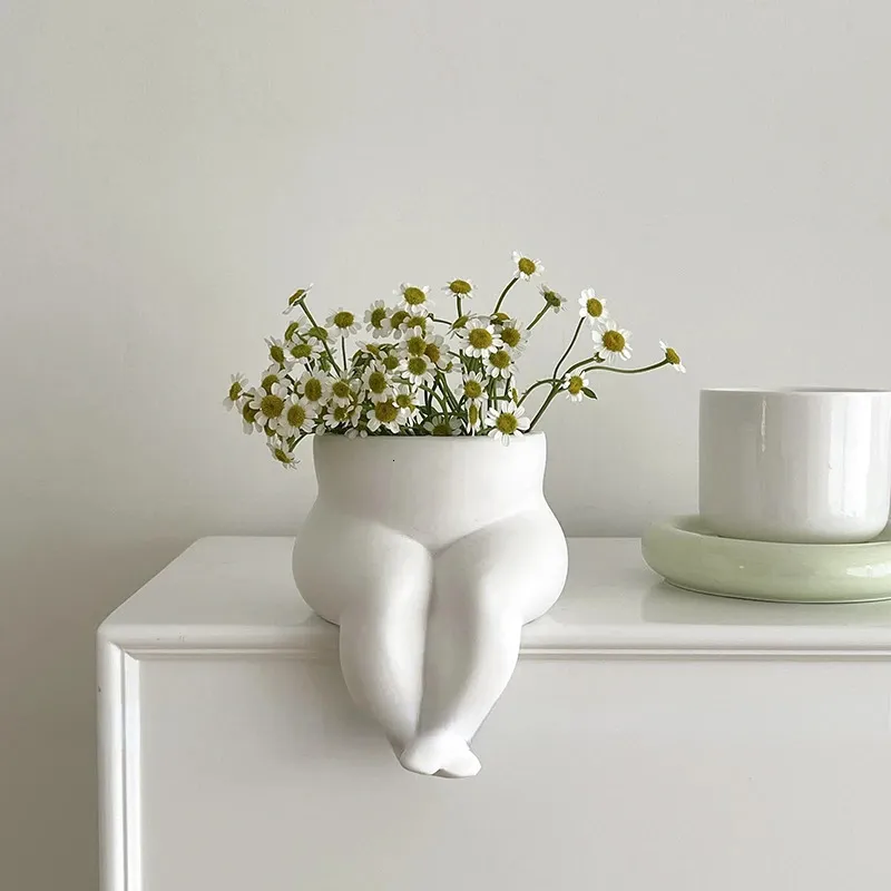 陶器の花瓶のアイテムガーデンデスクラグジュアリーリビングルーム美的キッチンミニマリストトラフフロロスオフィス装飾240328