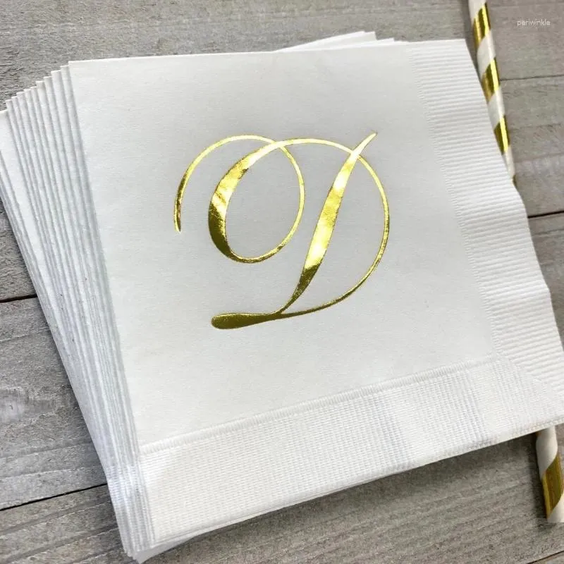 Feestbenodigdheden 50 -stcs Personaliseerde bruilofts servetten Elegante klassieke aangepaste initialen
