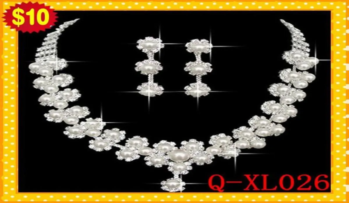 Stok 2021 Romantik İnci Tasarımcı Kristal Ucuz İki Parça Küpe Kolye Rhinestone Düğün Setleri Takı Seti Jewe7633448