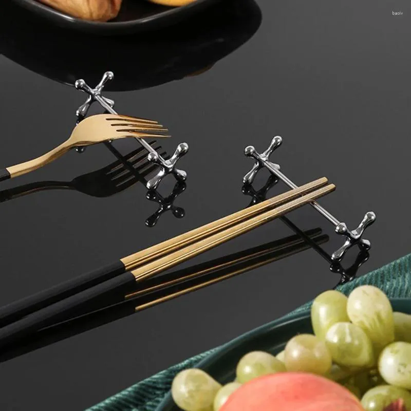 Ensembles de vaisselle en métal Plum Shape Topsticks Rack Spoon Stand Stock Topstick Hitelder Hited Fork Rangement Ranges de cuisine