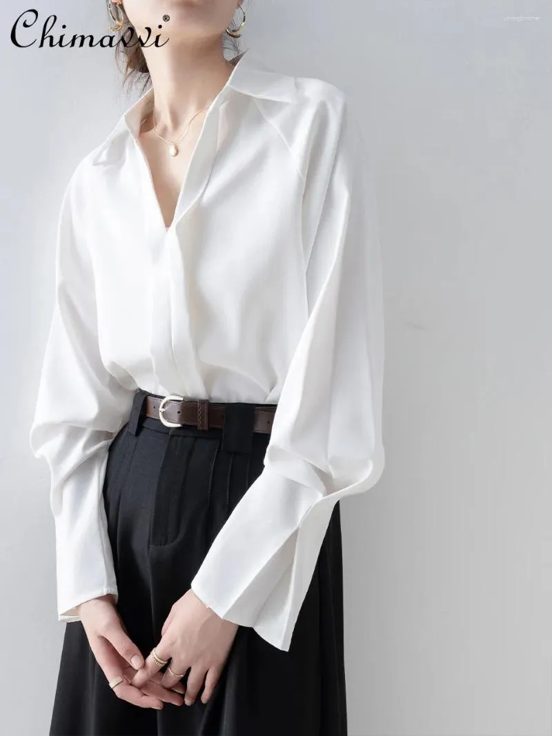 Women's Blouses White Women Tops Shirt 2024 Spring French Style Elegant Commuting Long Raglan Sleeve V-neck Casual Blouse For Office Lady