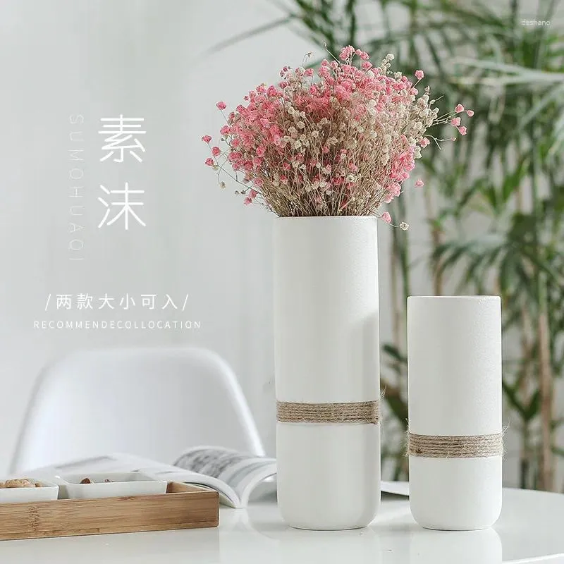 Vases Simple Pottery Ceramic Nordic Modern Modern Table décorations Porcelaine pour les fleurs artificielles Décor de salon à la maison