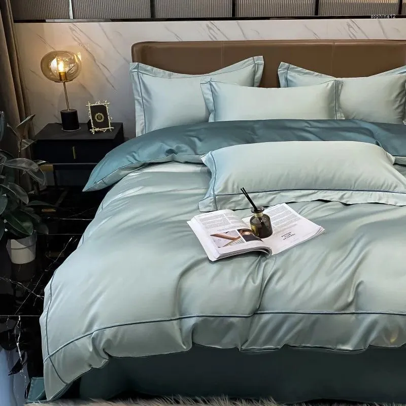 Bedding Sets Simple Plain Color 160 Long Staple Cotton Four-piece Set Quilt European Suitable For Spring And Autumn