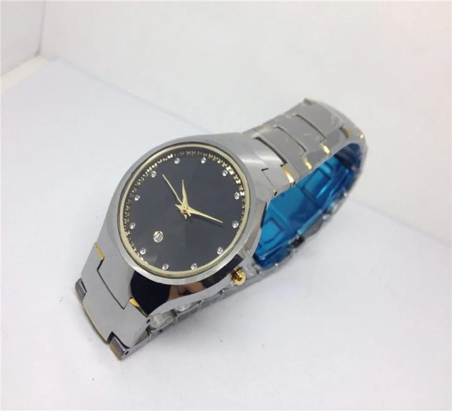 New Fashion Man Watch Mouvement Quartz Mouvement Luxury Watch pour l'homme Regarder Tungsten Steel Watches Rd215131028