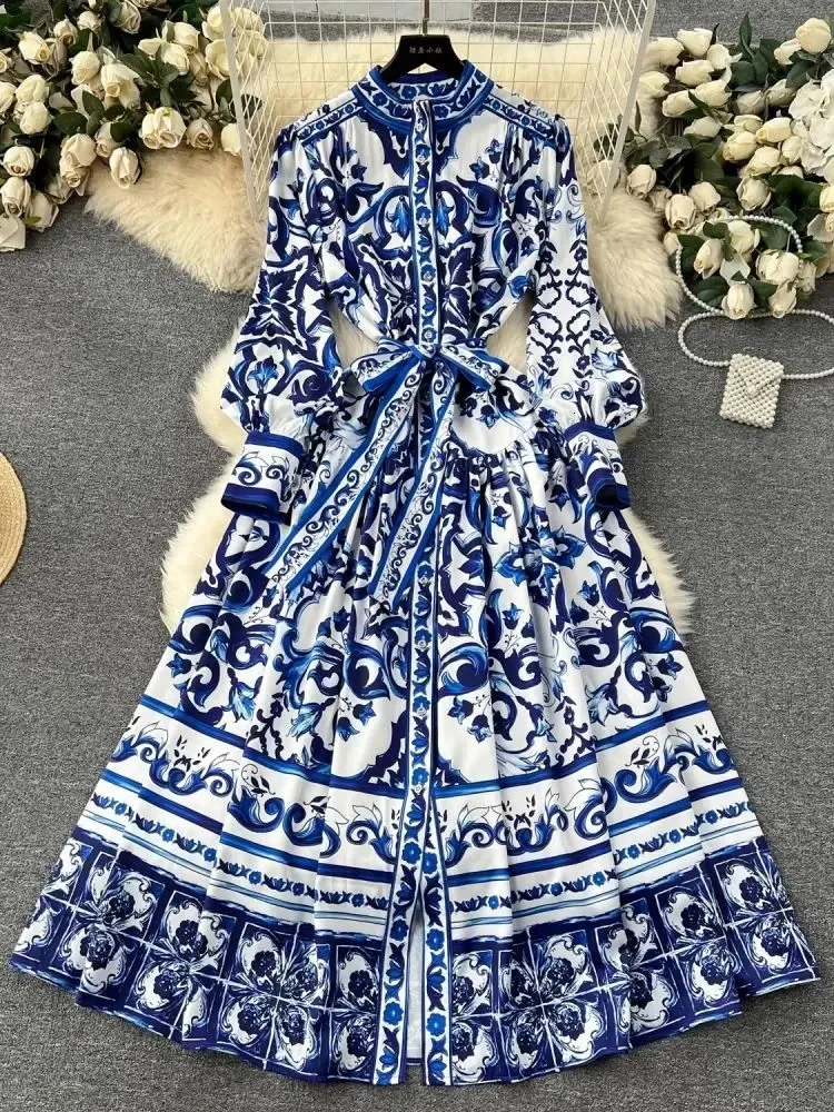 Runway Red Blue and White Porcelain Print Holiday Maxi Dress Womens Stand Single Breasted Loose Sets Up Belt Long Robe Vestido 240321