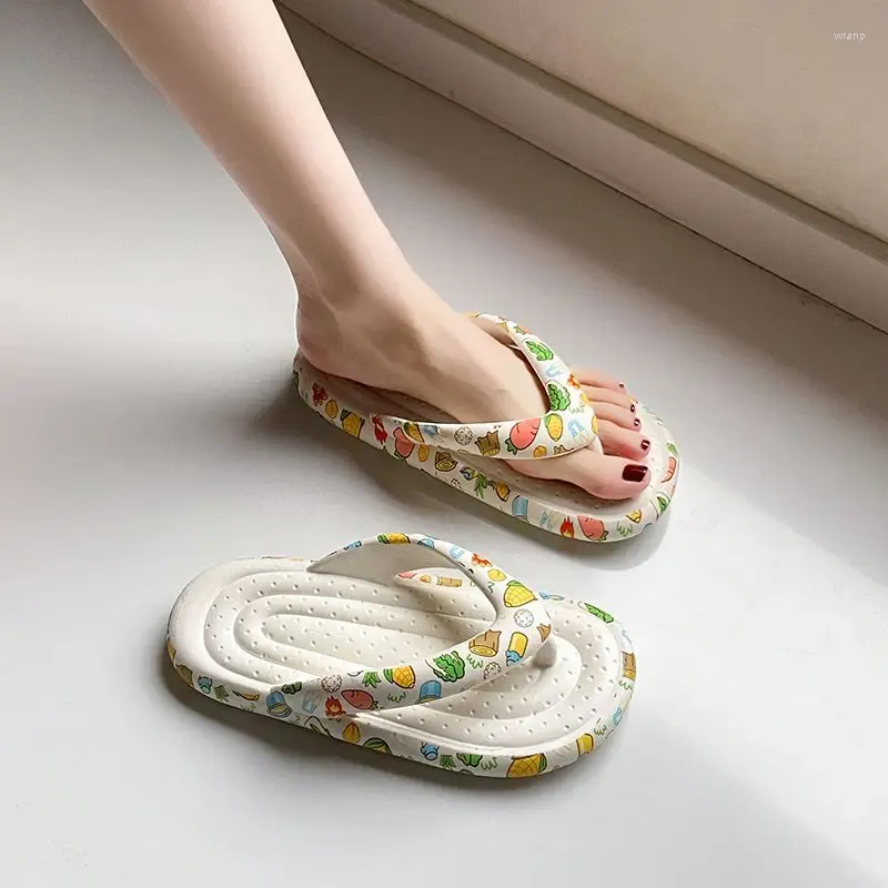 Terlik Beyaz Flip Flops Slaytlar Platform Dışında Sevimli Kalın Sandalar Kadınlar İçin Pembe Ayakkabı 2024 Kawaii Kadın Plajda Yaz F I