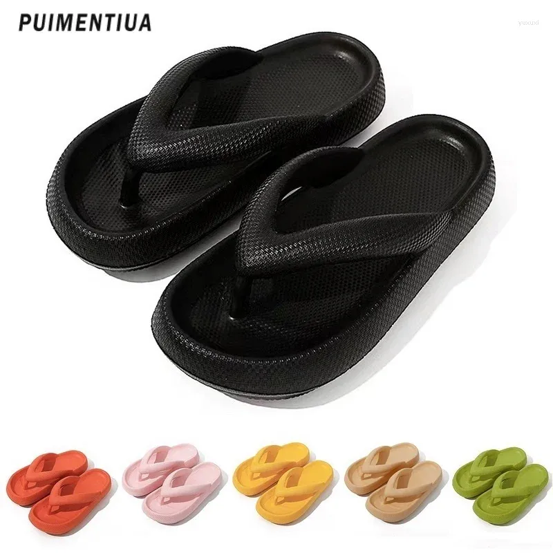 Tofflor 4,5 cm flip flops kvinnor moln eva mjuka sandaler 2024 tjocka sulade vävda designer skor hem non-slip strand glider