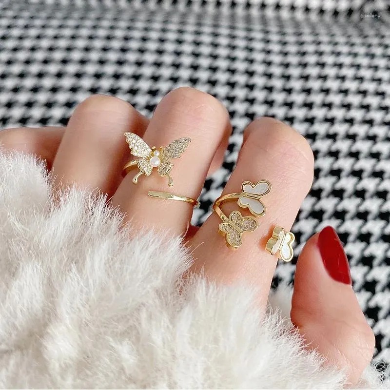 Clusterringe Koreanisch Einzigartige zarte süße Schmetterling offen für Frauen Mädchen Gold Farbe Minimalist Finger Ring Mode Schmuck