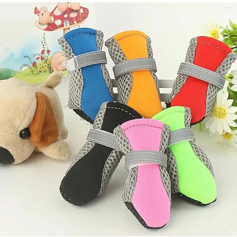 Dog Apparel 4pcs Shoes Magic Наклейка за закрытие дышащие домашние ботинки без скольжения