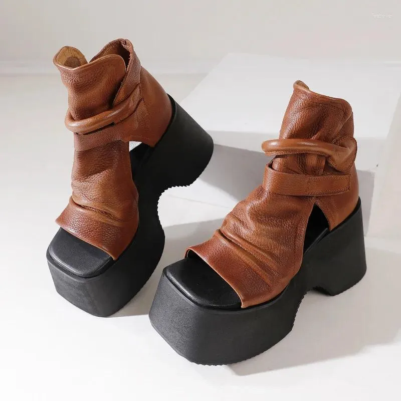 Sandaler plattform kvinnor veckade dekoration fasta skor bälte spänne sexig stil fyrkantiga tå höga klackar sandalier de tacon medio para