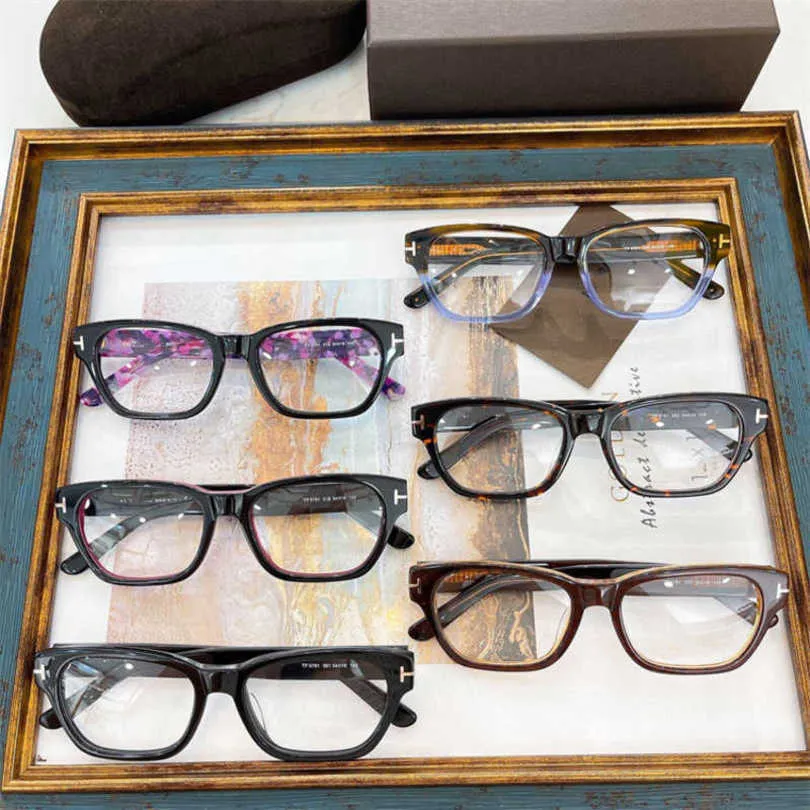2024 Fashion Off Luxury Designer Новые мужские и женские солнцезащитные очки от типов Tom's ins net красные очки с тем же стилем модным квадратным объективом для женщин TF5781