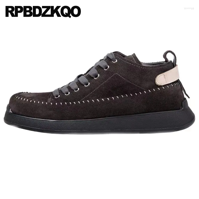 Scarpe casual eleganti sport sport pattinaggio più recenti piatti quadrati di scarpe da ginnastica atletica sneaker allacciati su uomini marroni in pelle scamosciata primaverile