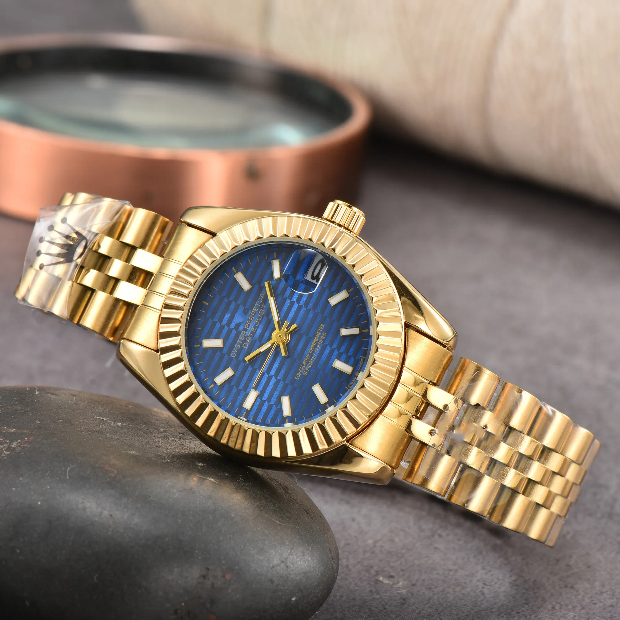 Luxury Mens Watch Designer Mens And Womens Watches Quartz Waterproof Stainless Steel Sapphire Glass Fashion Men Wristwatches 68 From 26 83 DHgate