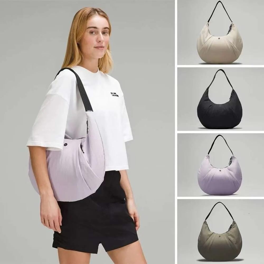 10L Bolsa de ombro plissado em todos os lugares Lu Yoga Sports and Leisure impermeabiliza Bolsa de axila Designers de nylon sacos de compras de alta capacidade minimalismo