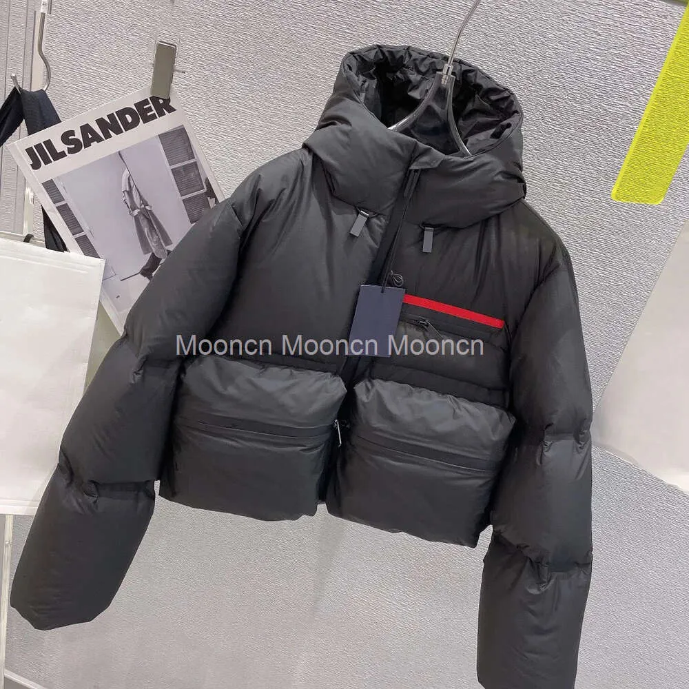 Designers New Womens Hooded Short Down Jacket Winter Park Jacket Classic Fashion Letters Windproof och Warm White Duck Down Jacket