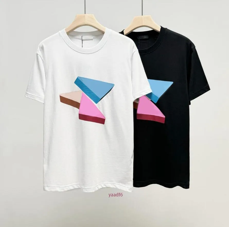 Tasarımcı Top Mens T Shirt Yüksek End Lüks 5A Saf Pamuk Yuvarlak Boyun Doğru Yazı Baskı Nakış Moda Günlük Sporları