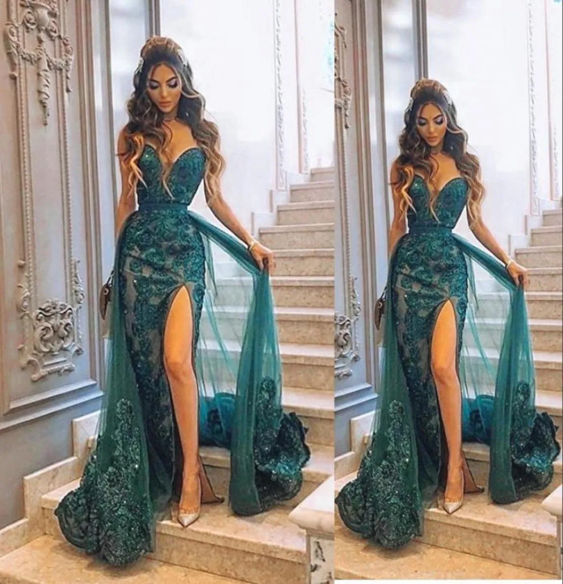 2023 Sexy Green foncé charmant sirène robes de bal Sweetheart Side Split Robes de soirée Overskirts avec dentelle de train détachable Appli6830142