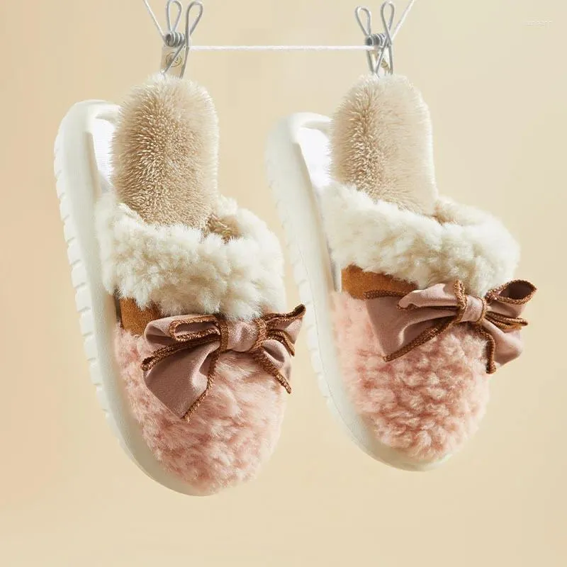 Pantoufles femmes hommes d'hiver Men de la peluche chaude charmante maison pantoufle confortable non glissée maison coton chaussures dame cotes de dessin animées