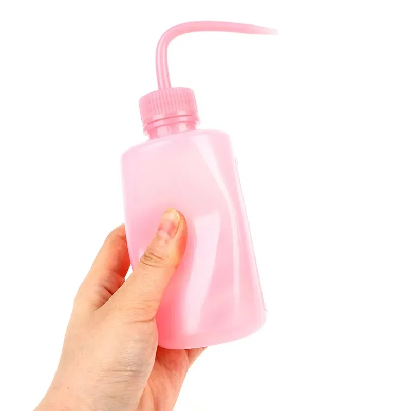 2024 250 مل الوشم الضغط على زجاجة زجاجة ناشر الصابون البلاستيك غسل مختبر الماء غير الرش 1. لزجاجة ضغط الوشم