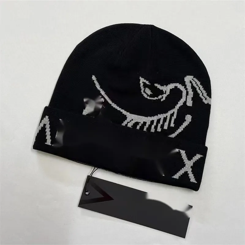 Fclassics grotto toque sticked hatt kashmir cap designer beanie hatt kvinnors mäns mössa fashionabla stickad hatt forntida fågel logotyp
