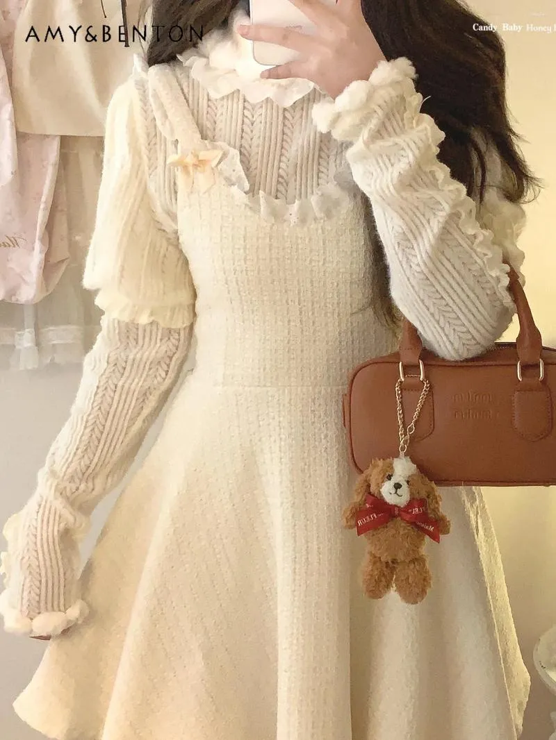 Abiti casual in stile preppy grazioso fiocco con pizzo cucitura in lana senza maniche per donne giapponese kawaii slim mini y2k sexy bianco