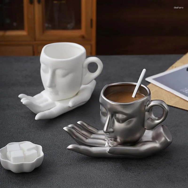 Tazze in stile europeo viso ceramico retrò imitazione tazza di caffè creativo vassoio ad alta bellezza tè latte squisito con cucchiaio