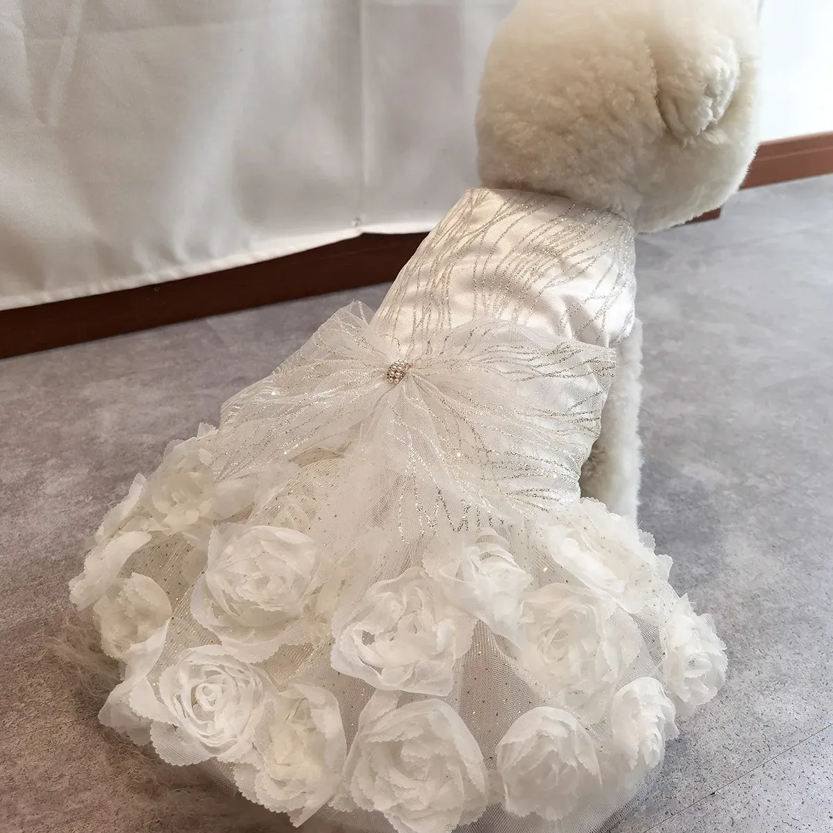 Luxury Wedding Dress for Dogs Princess Big Bowknot Flowery Puppy Dog Teddy Costume Festival 240402