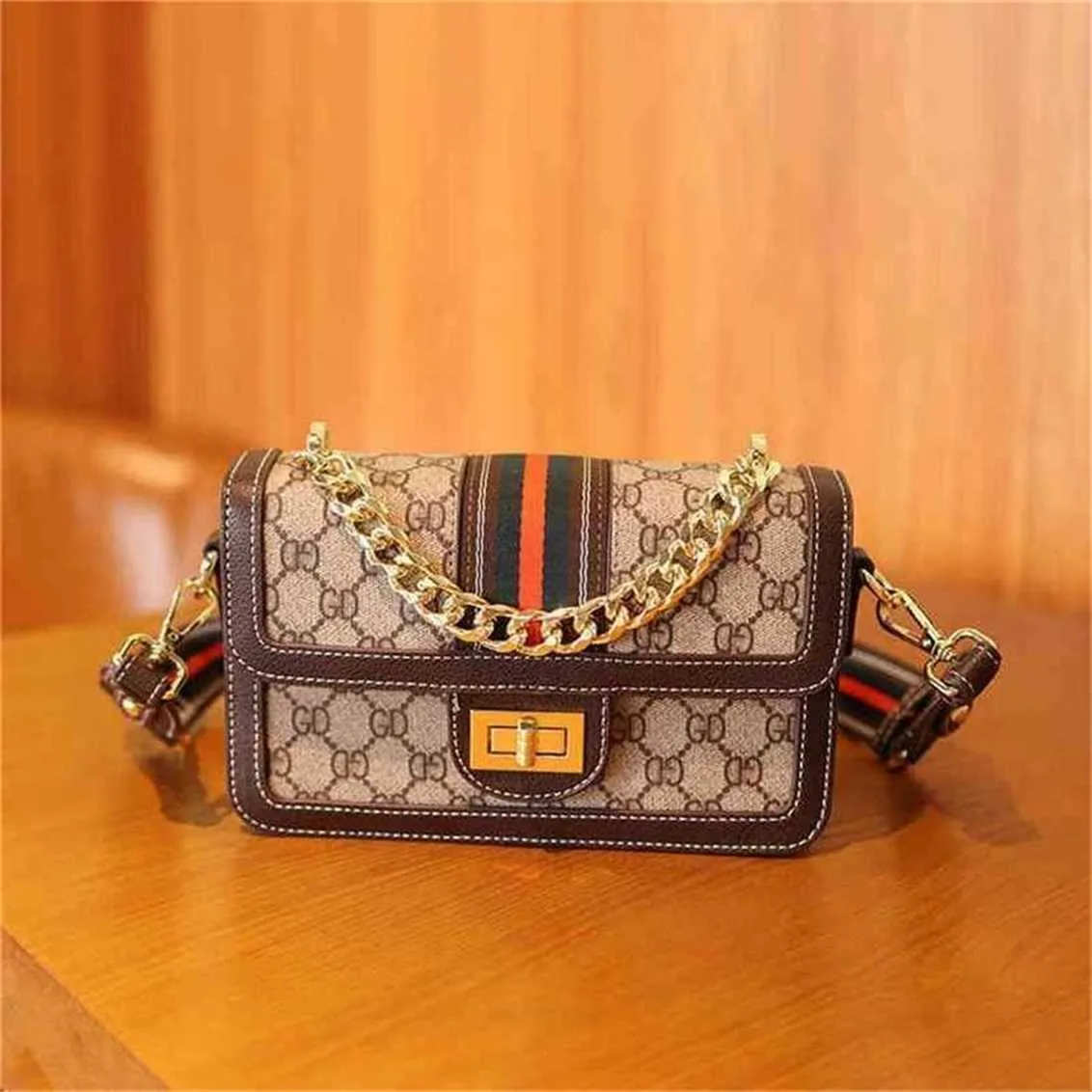 Designer Bag 2024 New fashionable and beautiful contrast ribbon belt sweet beauty