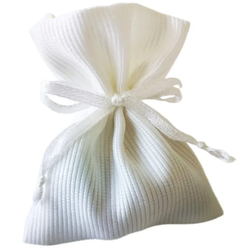 Afficher les petits sacs-cadeaux en tissu blanc 7x9cm de 50 anniversaire de mariage de mariage canding emballage sac bijoux de jute de jute