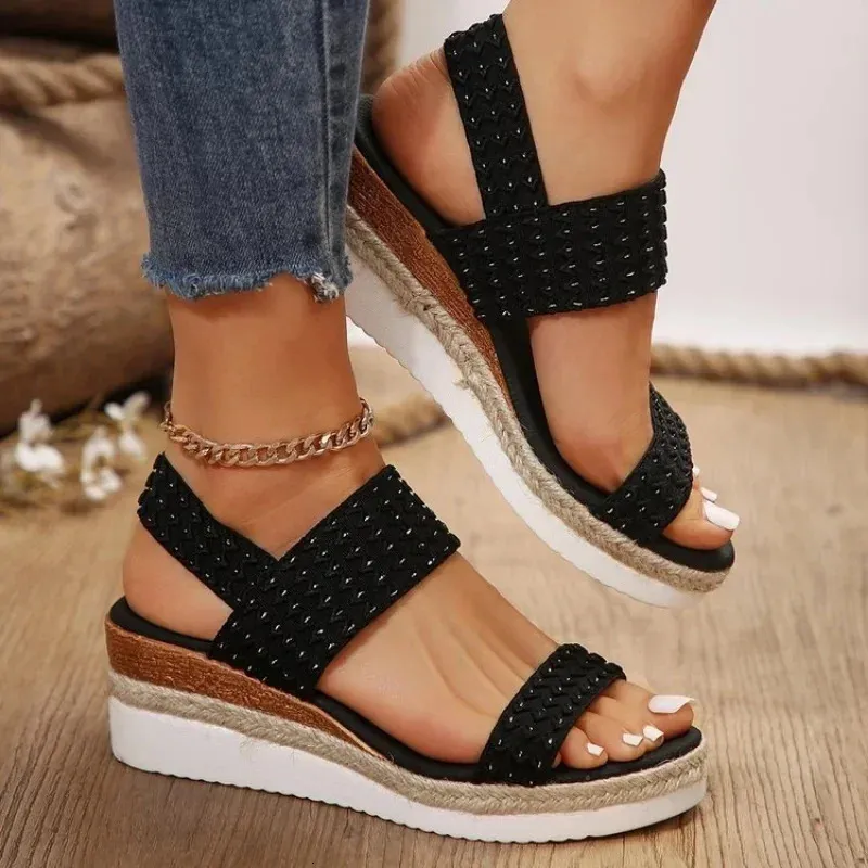 Fashion Lightweight Wedges Sandaler för kvinnor Pure Black Shoelace Antisp Wearresistant Soft Soled Platform Shoes Ladies 240327