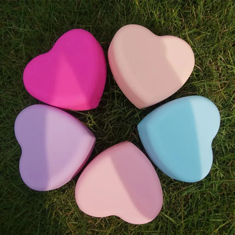 ful Heart Shape Nettoyer des brosses de maquillage Brosse Brosse de silice Glove Glove Board Board Cosmetic Nettaiteur Outils pour les pinceaux de maquillage colorés