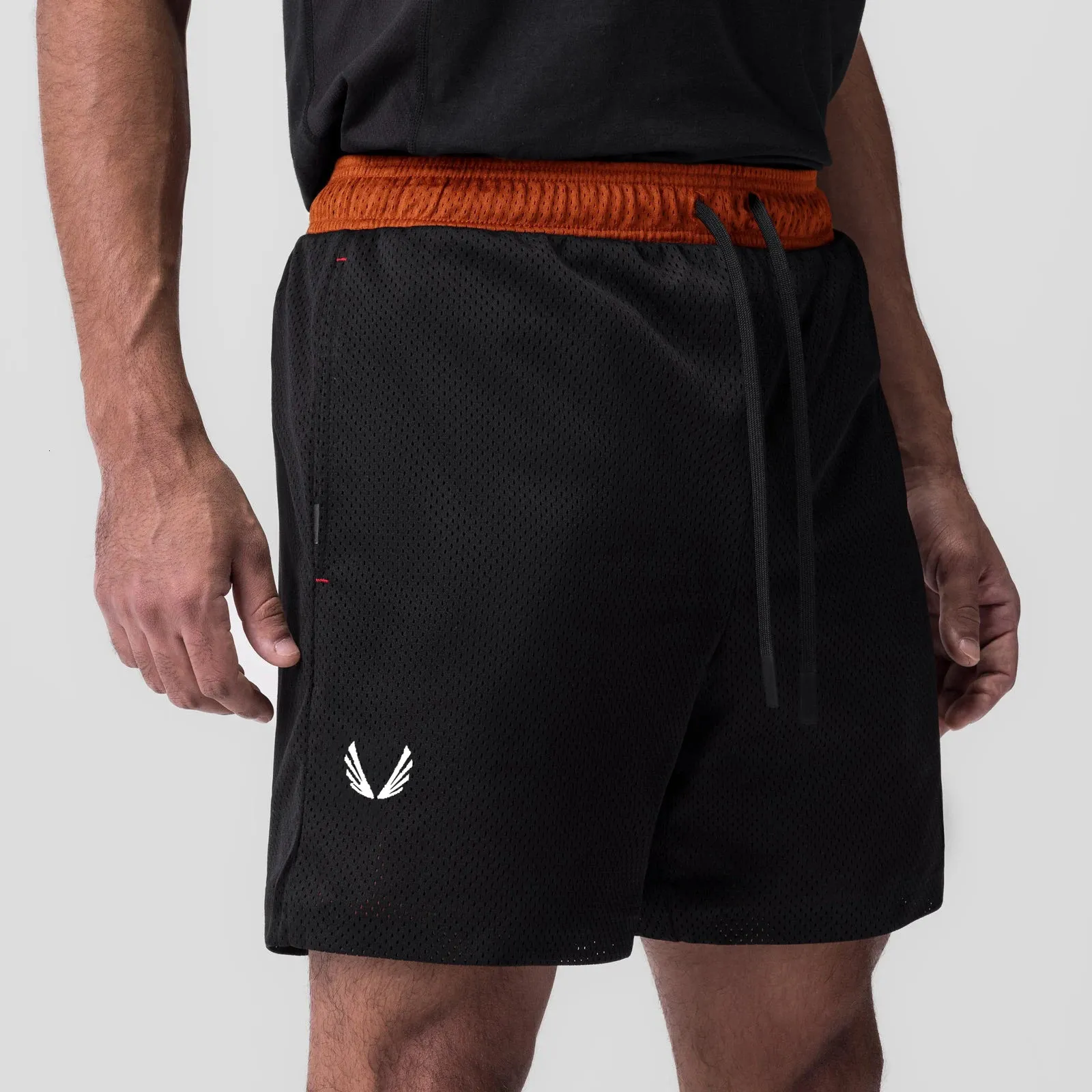 2023 shorts masculinos de verão academia de ginásio esportivo de fitness de malha respirável de malha respirável ao ar livre calça de praia casual 240322