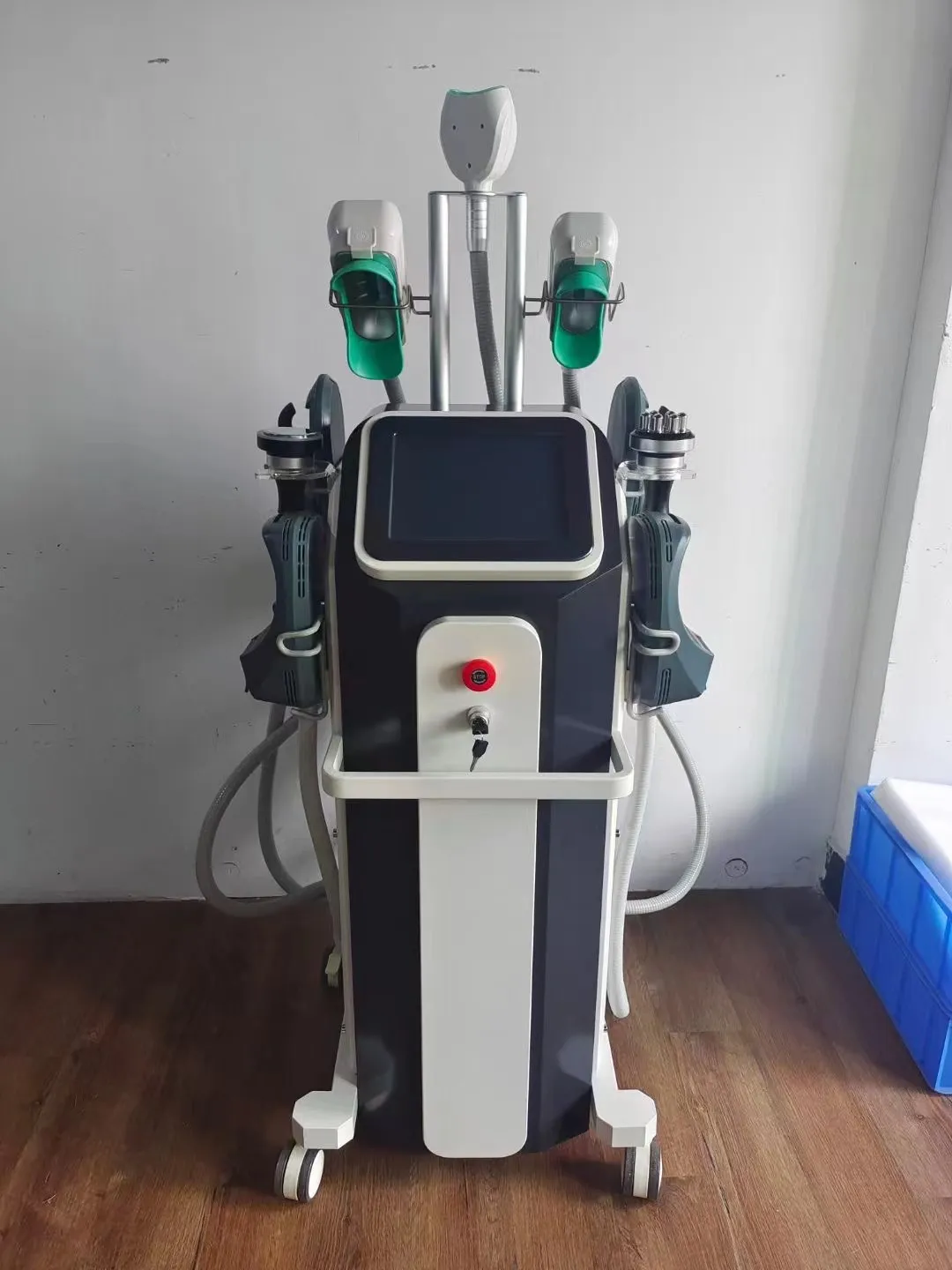 4 en 1 360 cryolipolyse cryothérapie cryo EMS Electromagnétique Teslasculpt 40k cavitation RF Machine de minceur radiofréquence pour réduction de la cellulite