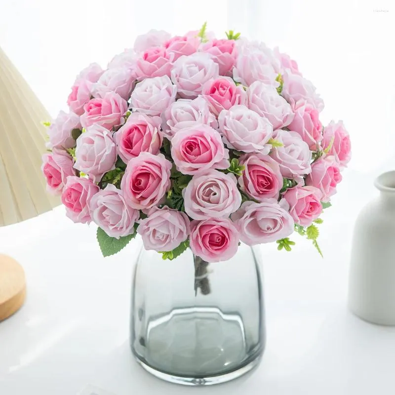 Fiori decorativi 10 teste di seta artificiale Rose bouquet di Natale Prodotti domestici Vasi di decorazione per la casa