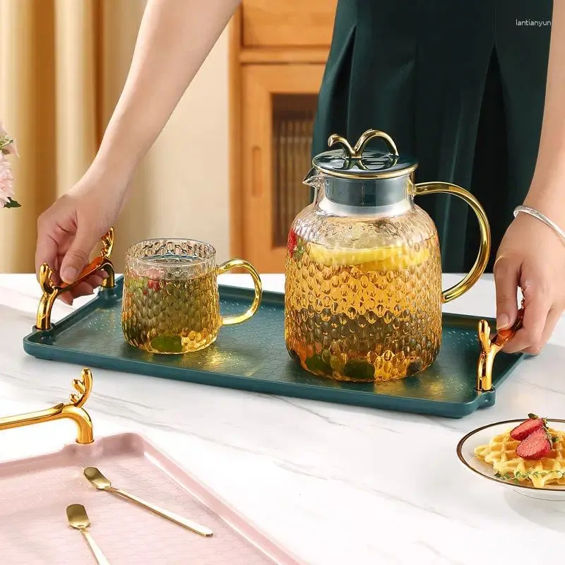 Vassoi per tè vassoio di plastica nordico casa luce domestica tazza di acqua di lusso set soggiorno con sterzo dell'ospitalità