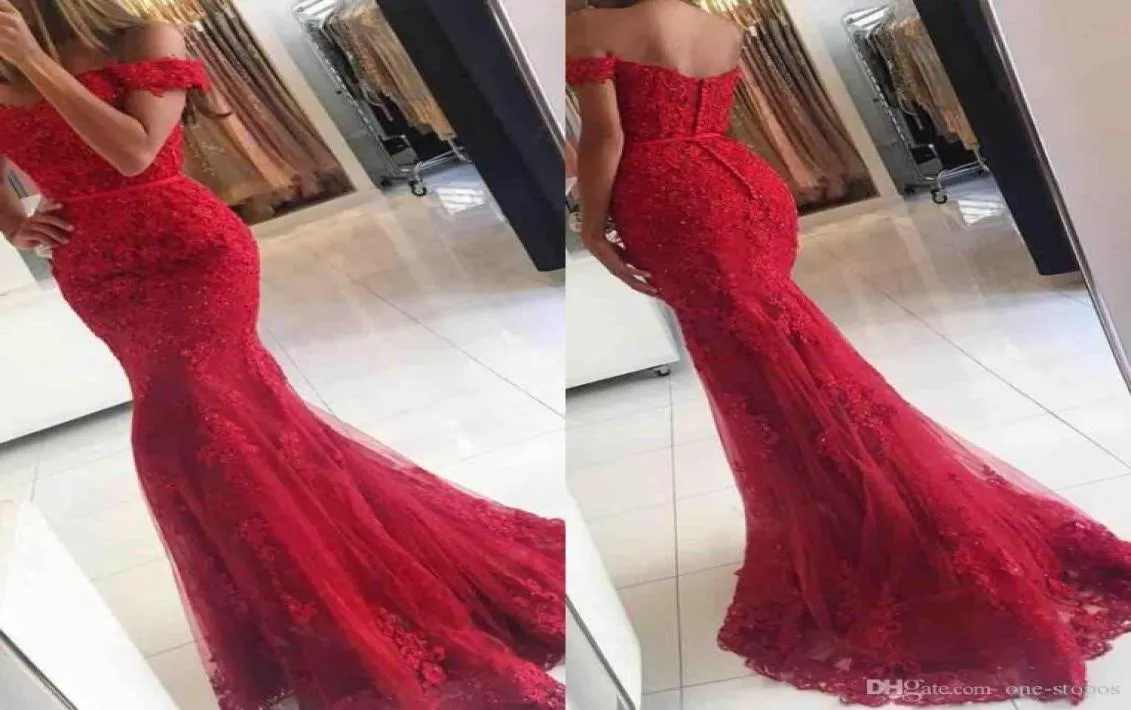 Nouvelle en dentelle rouge sirène robes de bal veatidos au large des applications de perles d'épaule en tulle longueur de sol longues robes de soirée BA38094329206