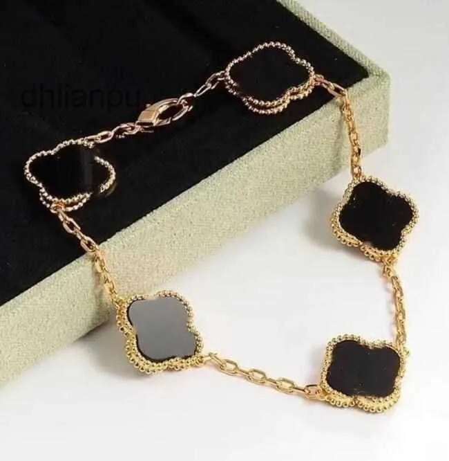 5 Motif Moda Dört Yaprak Yonca Bilezik Kadın için Lüks Yahudi Tasarımcı 18k Gül Kaplamalı Gümüş Kabuk Kadınlar Altın Zincir Erkek Moda Mücevher Mücevherleri Cjeweler Parti Hediye