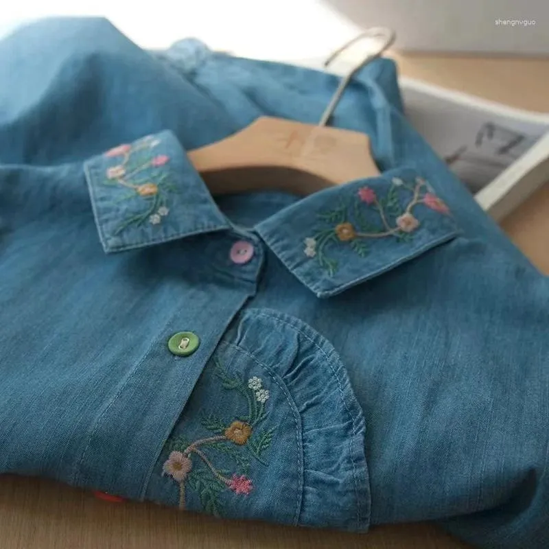 Camicette femminili bohémien demim camicie eleganti abiti coreani a manica lunga ricamo blu jean