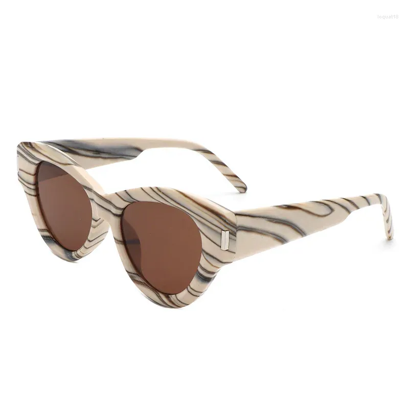 Sunglasses Light Plate European And American Personalized Cat Eyes Fashion Versatile Large Frame Wide Leg UV400