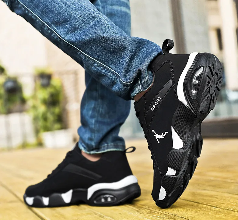 black and gold running shoes mens