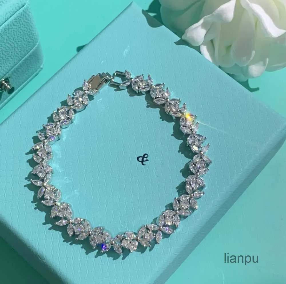 Luxurys bedelarmbanden ontwerpers voor vrouwen bedel armband trendy mode elegante reeks kralen feest diamant sieraden cadeau groothandel verjaardagscadeaus met doos