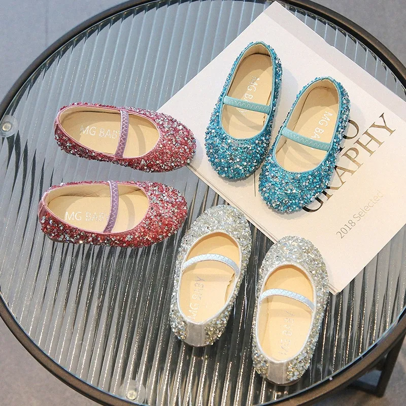 Toddler Girls Leather Princess Shoes Sequin Kids Leather Shoes Pink Blue White Infant Children Foot Protection Shoes 21 35 S1Ut From 25 47 DHgate