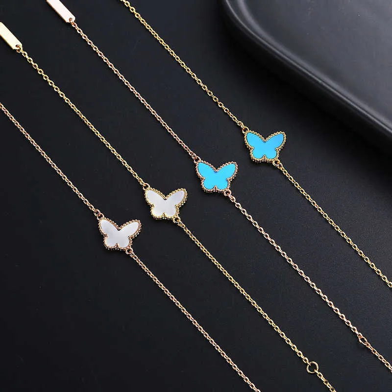 Vans Fashion luxurious Clover Butterfly Bracelet Female White Beimu Ke Blue Turquoise Elegant Jewelry High Quality Treasure