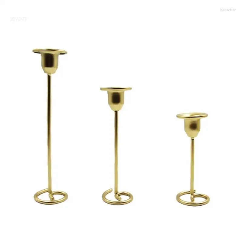 Świeczści uchwyt metalowy kutego żelaza świecznika dla stolika stołowego Centrum Party Candlestand Wedding Decoration MB