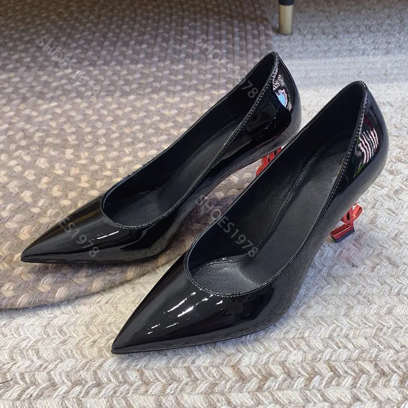 ドレスシューズのデザイナーサンダル10atop Quality Cowhide Patent Leather Pumps 8.5cm/10.5cmの高さのかかとサンダル35-41メタルヒール尖ったつま先スリングバックレディースレディースシュー