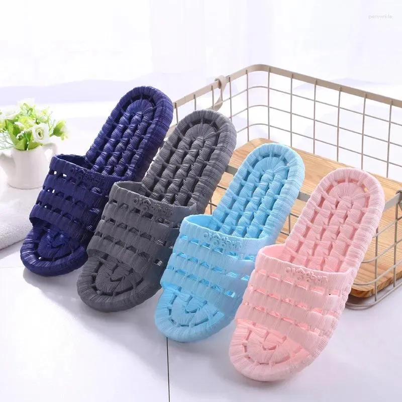 Баньские коврики Slippers Женщины летние дома в ванной комнате.